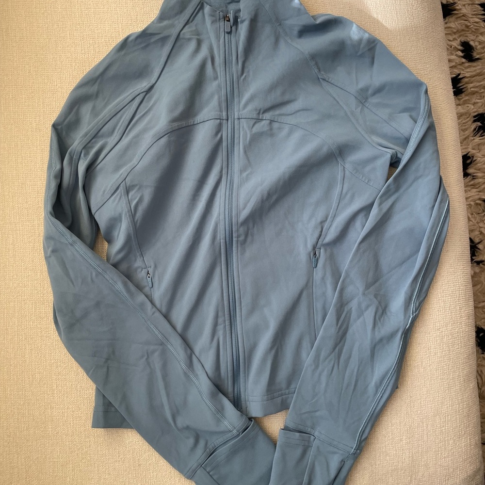Lulu Lemon Women’s Zip Jacket Race Length
